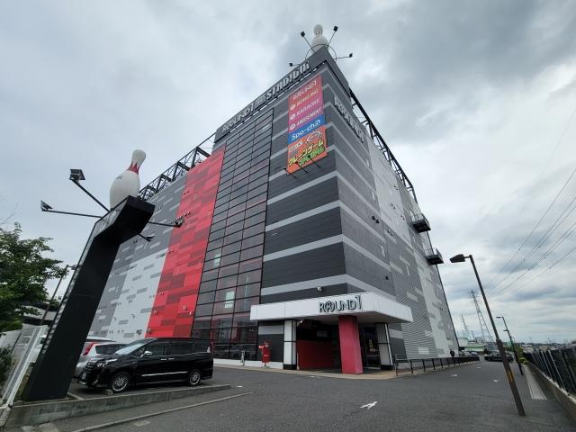 ラウンドワンスタジアム朝霞店 店舗写真1